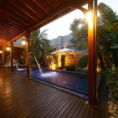 Lanshy Motel Taichung Eksteriør billede