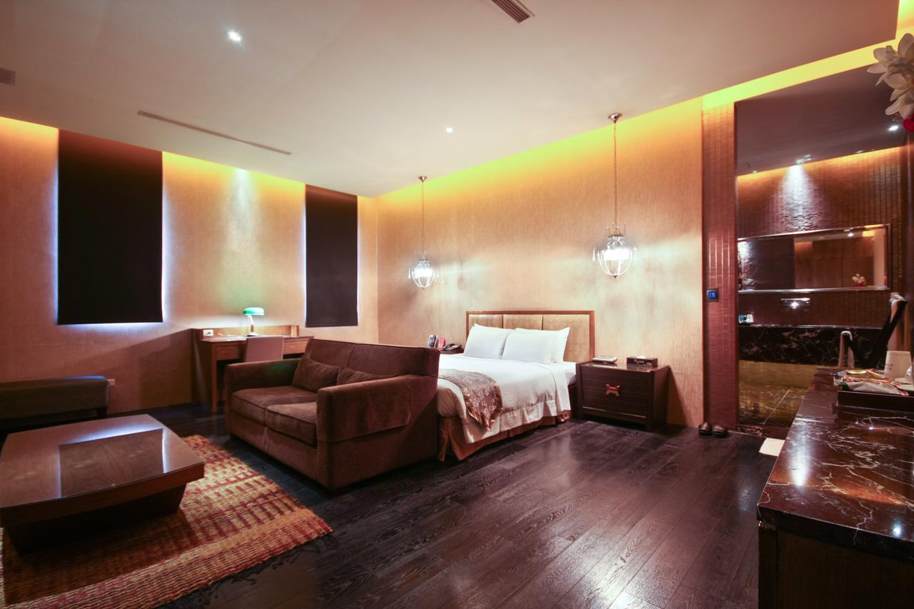 Lanshy Motel Taichung Værelse billede