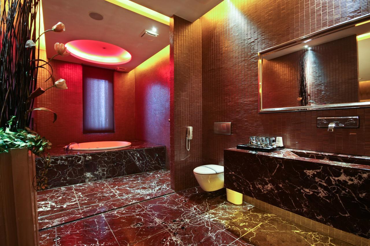 Lanshy Motel Taichung Værelse billede