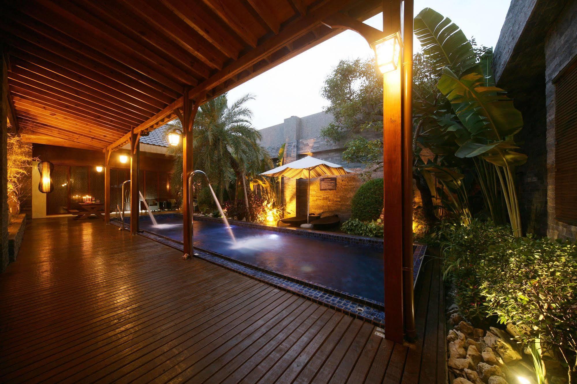 Lanshy Motel Taichung Eksteriør billede