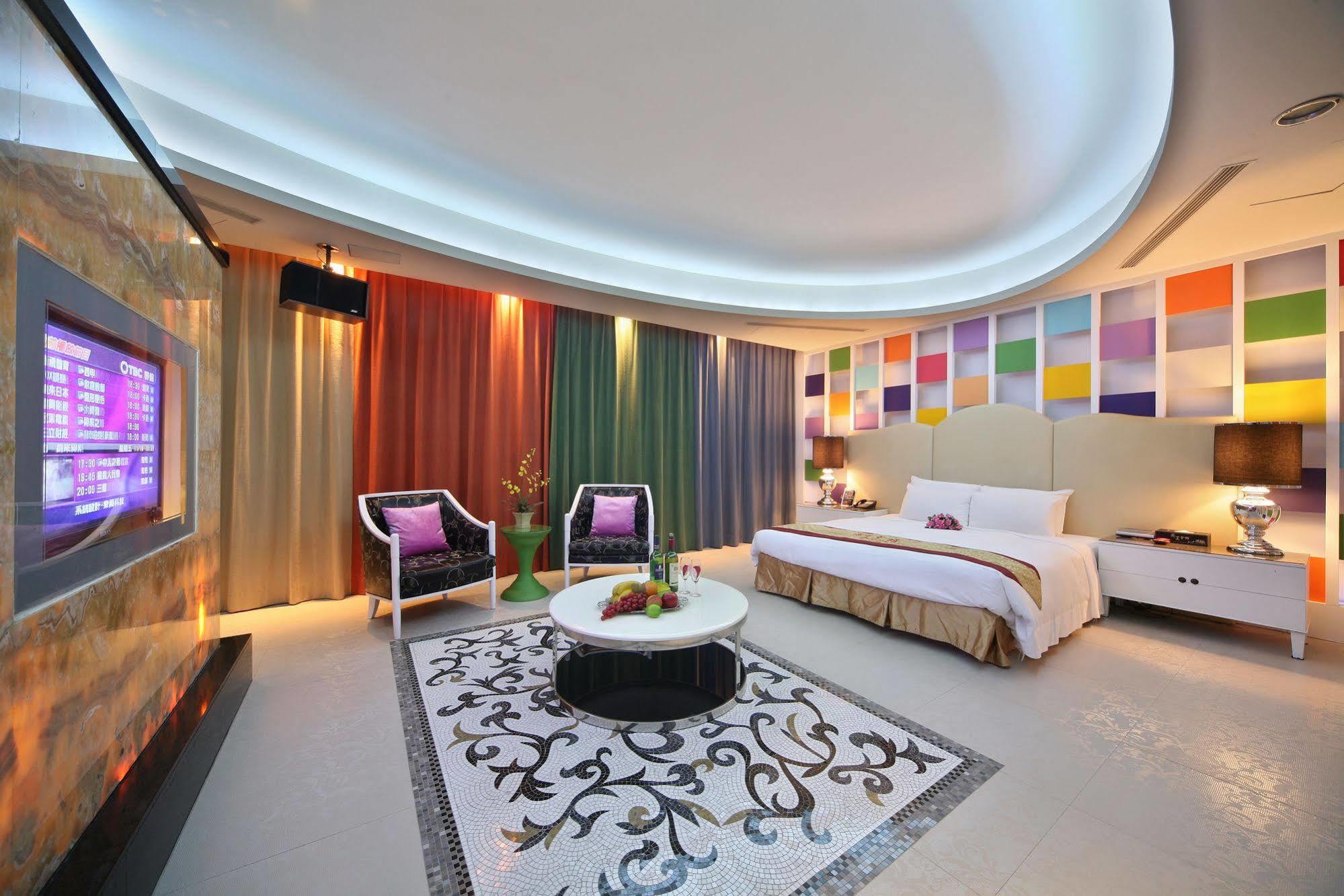 Lanshy Motel Taichung Eksteriør billede