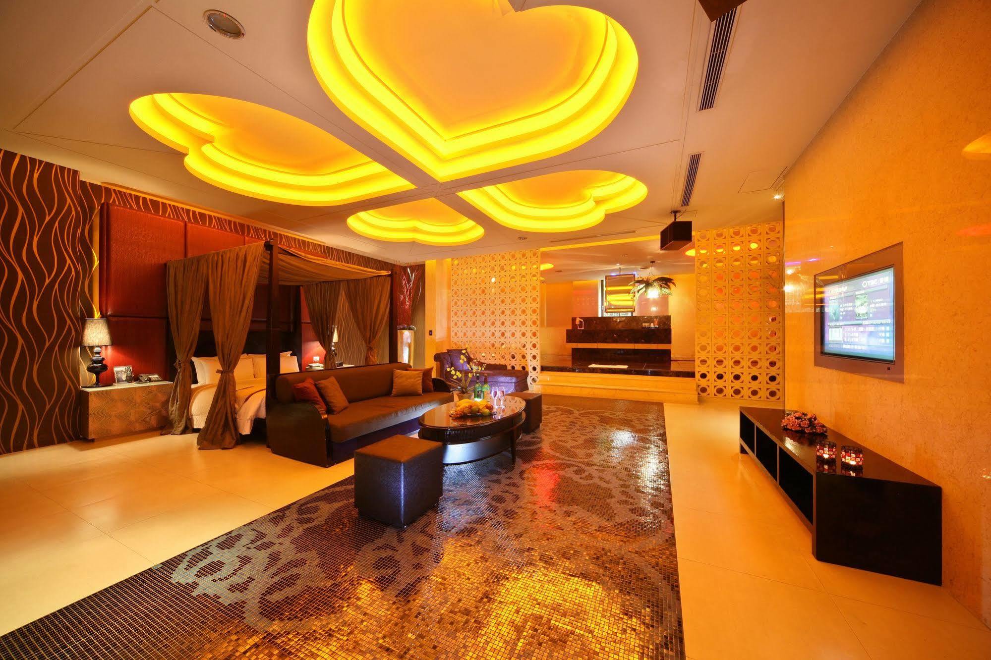 Lanshy Motel Taichung Eksteriør billede